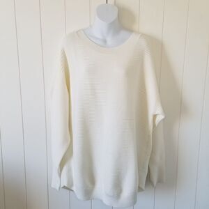Offline by Aerie Ivory Top Size Large Long Sleeve Thumb Holes